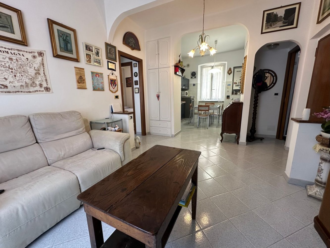 3-salle Appartement à Cogoleto, Italy No. 273105