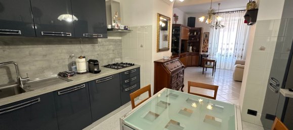 3-salle Appartement à Cogoleto, Italy No. 273105 18