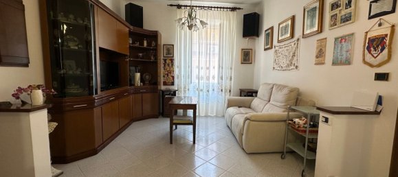 3-salle Appartement à Cogoleto, Italy No. 273105 14