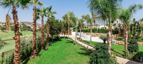 5 bedrooms Villa in Marbella, Spain No. 109426 17