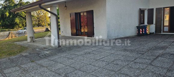 3 Schlafzimmer Villa in Tombolo, Italy, Nr. 358889 4