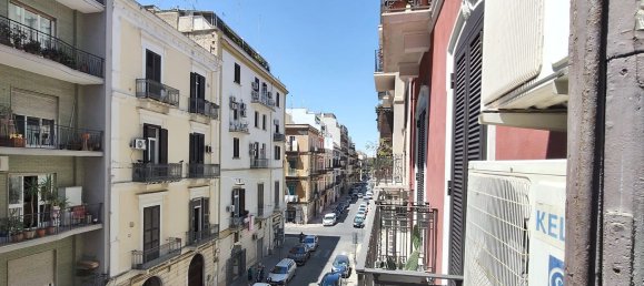 3 bedrooms Apartment in Bari, Italy No. 322752 11