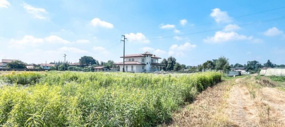 4180m² Land in Suno, Italy No. 376676 3