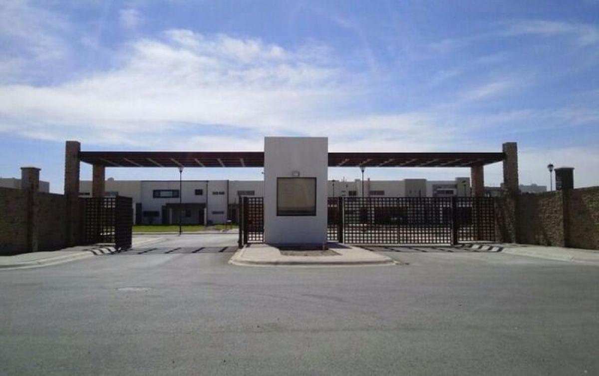 3 bedrooms House in Playa Vicente, Mexico No. 152215