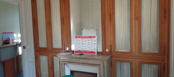 3160m² Office in Epernay, France No. 88859 17