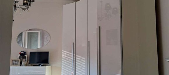 6 rooms Apartment in Modena, Italy No. 286314 19