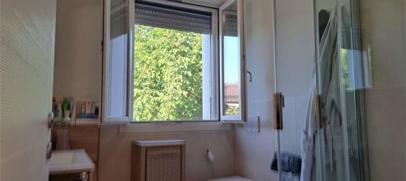 6 rooms Apartment in Modena, Italy No. 286314 18