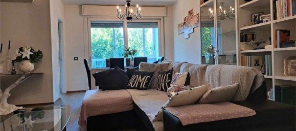 6 rooms Apartment in Modena, Italy No. 286314 32