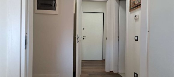 6 rooms Apartment in Modena, Italy No. 286314 16