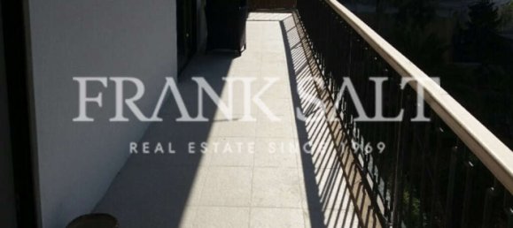 Apartamento de 3 dormitorios en Swieqi, Malta No. 4024 9