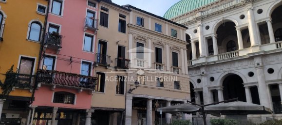 3 rooms Apartment in Vicenza, Italy No. 237660 11