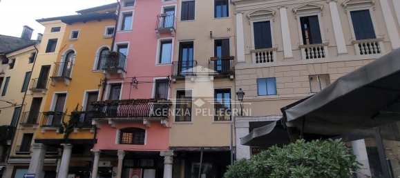 3 rooms Apartment in Vicenza, Italy No. 237660 9