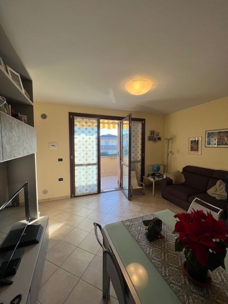 3 rooms Apartment in Agliana, Italy No. 145587