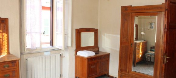 9غرفة منزل في Castelnuovo di Garfagnana, Italy رقم 109941 38