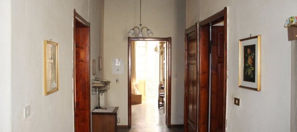 9غرفة منزل في Castelnuovo di Garfagnana, Italy رقم 109941 33