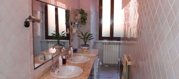 9غرفة منزل في Castelnuovo di Garfagnana, Italy رقم 109941 31