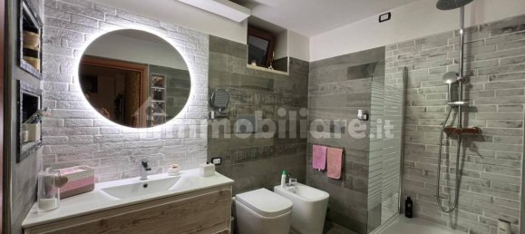 3 bedrooms Villa in Guidonia Montecelio, Italy No. 371235 16