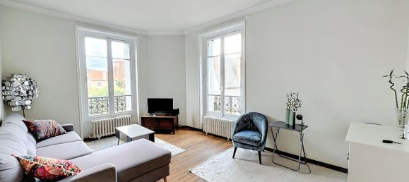 2 bedrooms Apartment in Suresnes, France No. 171551 2