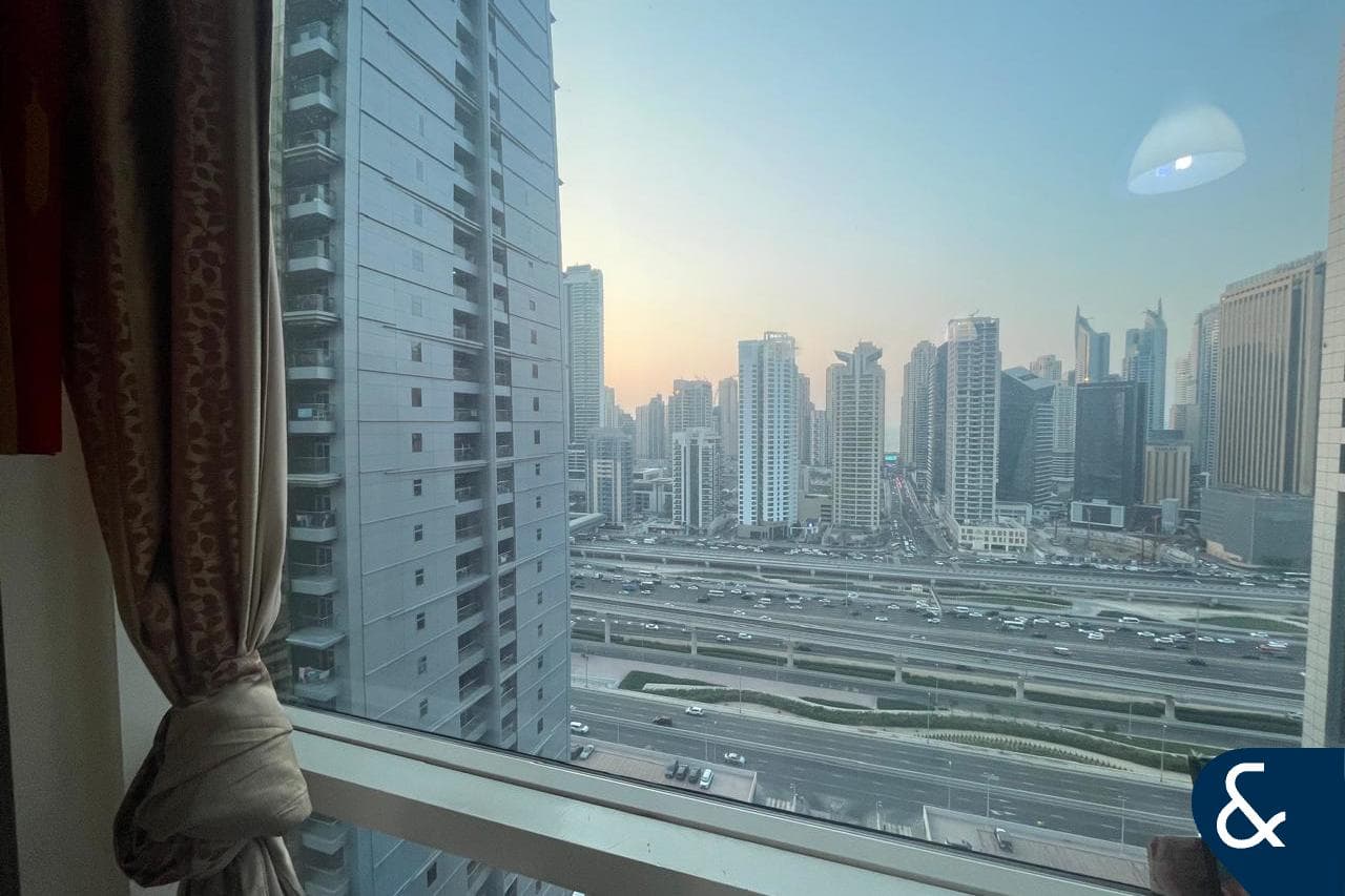 1 bedroom Apartment in Jumeirah Lake Towers, UAE No. 109592