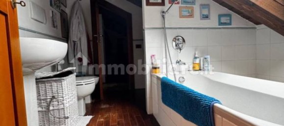 Квартира с 2 спальнями в Пьеве Эмануэле, Италия № 154838 20