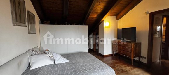 Квартира с 2 спальнями в Пьеве Эмануэле, Италия № 154838 24