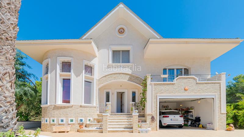 5 bedrooms Villa in Pinar De Campoverde, Spain No. 256297