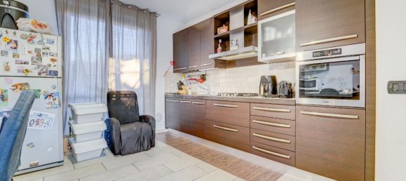 3 rooms Apartment in Turbigo, Italy No. 6556 6