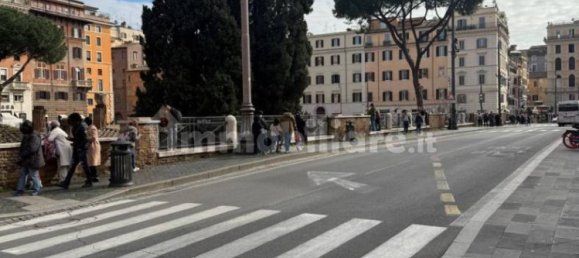 2 rooms Commercial property in Rome, Italy No. 337906 24