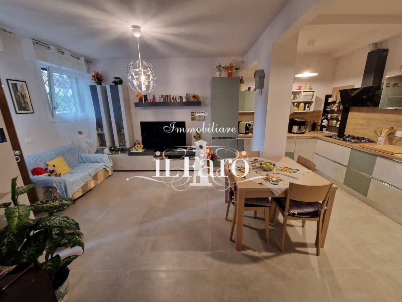 3 bedrooms Apartment in Campi Bisenzio, Italy No. 393767