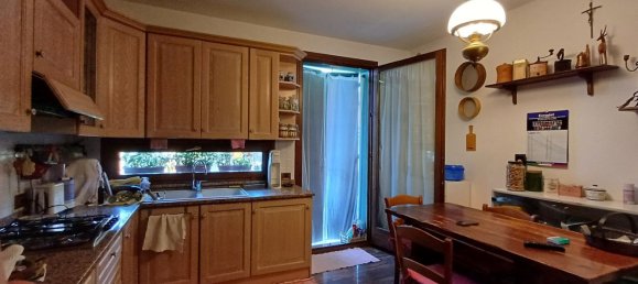 5 غرف نوم منزل في Lendinara, Italy رقم 325704 2