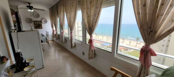Apartamento T3 em Alicante, Spain N.º 93290 2