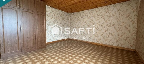 3 Schlafzimmer Haus in Avril, France, Nr. 254995 6