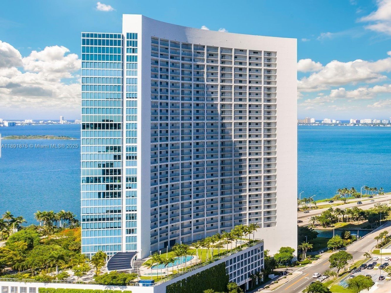 2 dormitorios propiedad comercial en venta en Miami, Miami-Dade, Florida, USA № 615729