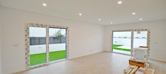 3 bedrooms House in Setubal, Portugal No. 132179 7