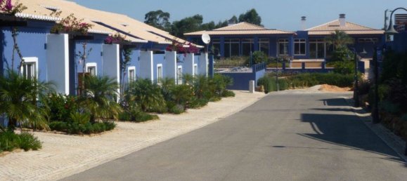 3000m² Commercial property in Luz, Portugal No. 135900 18