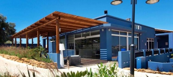 3000m² Commercial property in Luz, Portugal No. 135900 23