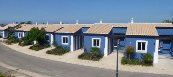 3000m² Commercial property in Luz, Portugal No. 135900 8