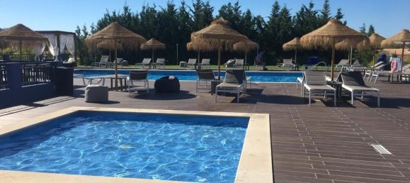 3000m² Commercial property in Luz, Portugal No. 135900 4