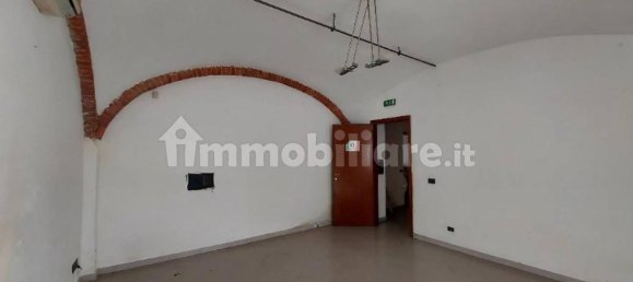 Lagerhaus in Vercelli, Italy 404m², Nr. 319589 2