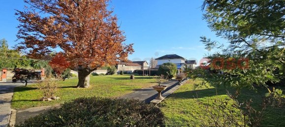 7 rooms Villa in Pinerolo, Italy No. 101169 2