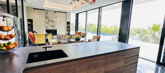 6 غرف نوم منزل في Alicante, Spain رقم 185983 13