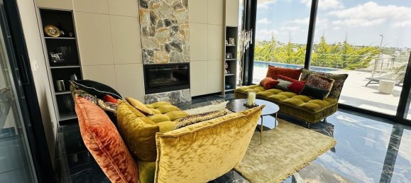 6 غرف نوم منزل في Alicante, Spain رقم 185983 10