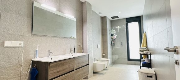 6 غرف نوم منزل في Alicante, Spain رقم 185983 26