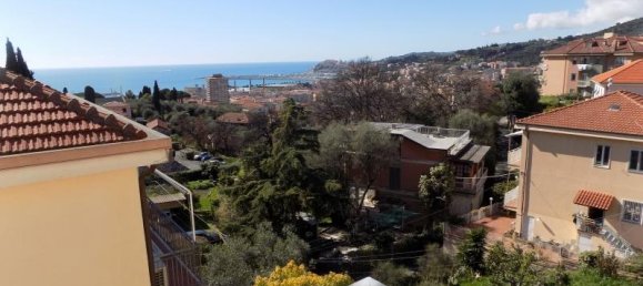 4 rooms Apartment in Imperia, Italy No. 237399 15