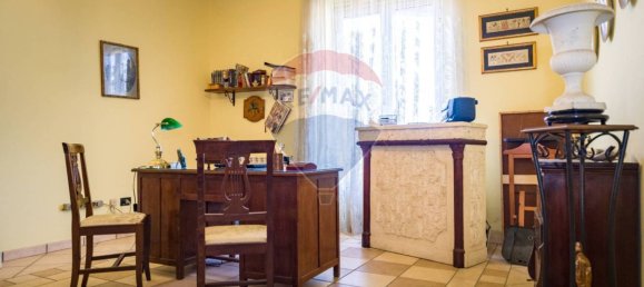 3 bedrooms Apartment in Palermo, Italy No. 375926 3