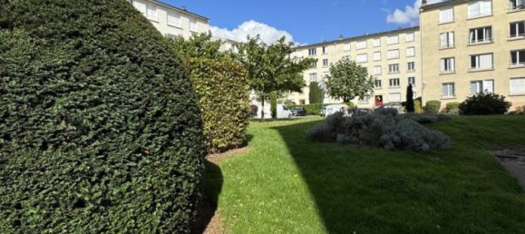 2 bedrooms Apartment in Bourges, France No. 233492 12