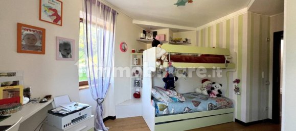 2 Schlafzimmer Wohnung in Albino, Italy, Nr. 374338 11