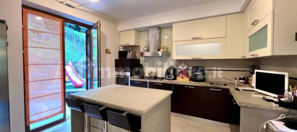 2 Schlafzimmer Wohnung in Albino, Italy, Nr. 374338 24