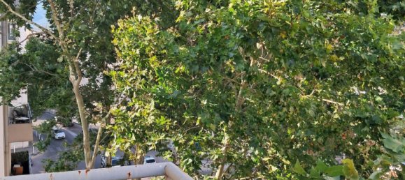 3 rooms Apartment in Toulon, France No. 330741 7