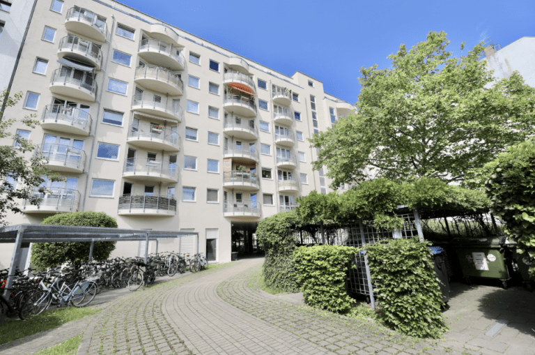 Квартира с 2 комнатами в Пренцлауэр-Берг, Германия № 85506